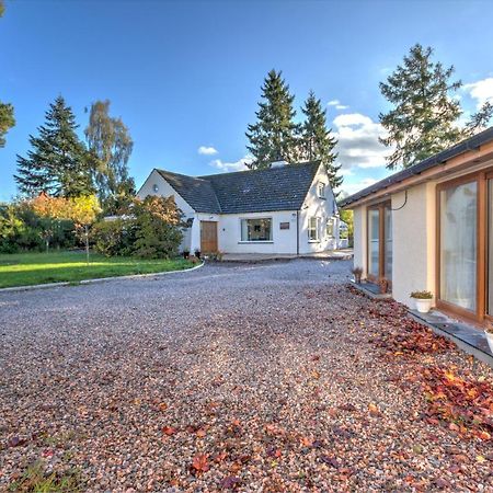 Charming 1-Bed Cottage In Inverness Buitenkant foto