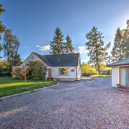 Charming 1-Bed Cottage In Inverness Buitenkant foto